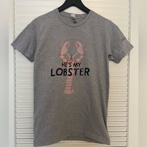 FRIENDS Graphic T-Shirt “He’s My Lobster”